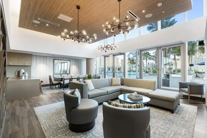 888 W E Street 1304, San Diego, California 92101