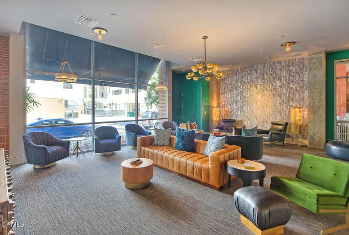Lobby (6 of 10)