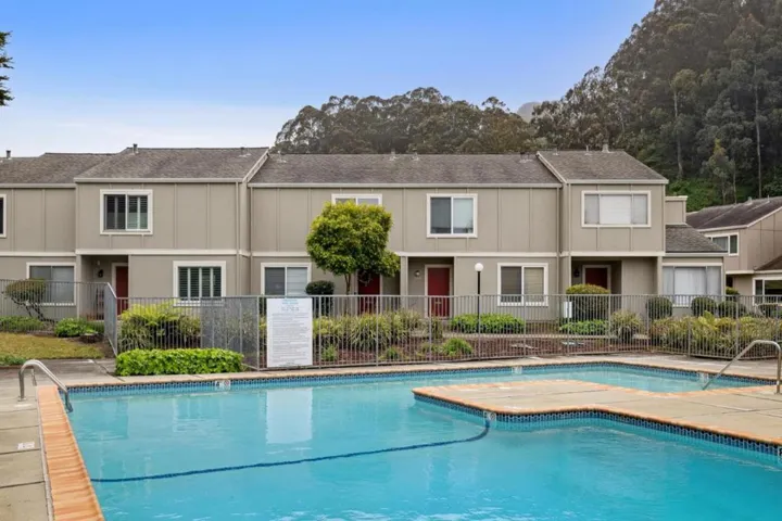 1380 Rosita Road, Pacifica, California 94044