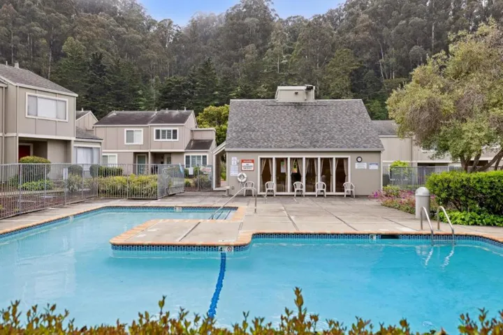 1380 Rosita Road, Pacifica, California 94044