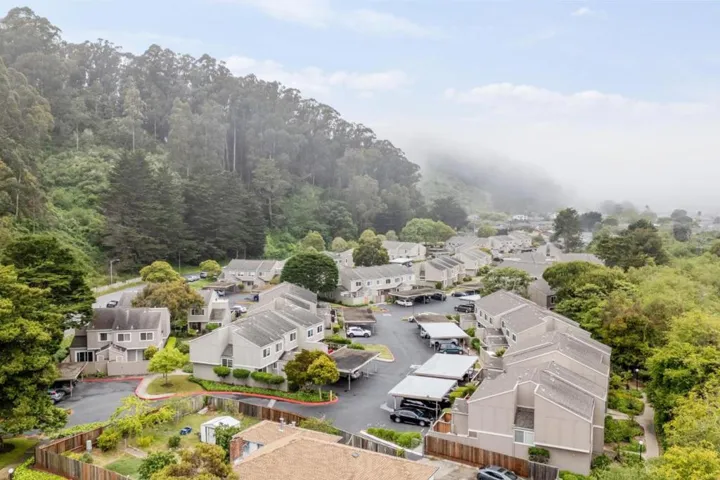 1380 Rosita Road, Pacifica, California 94044