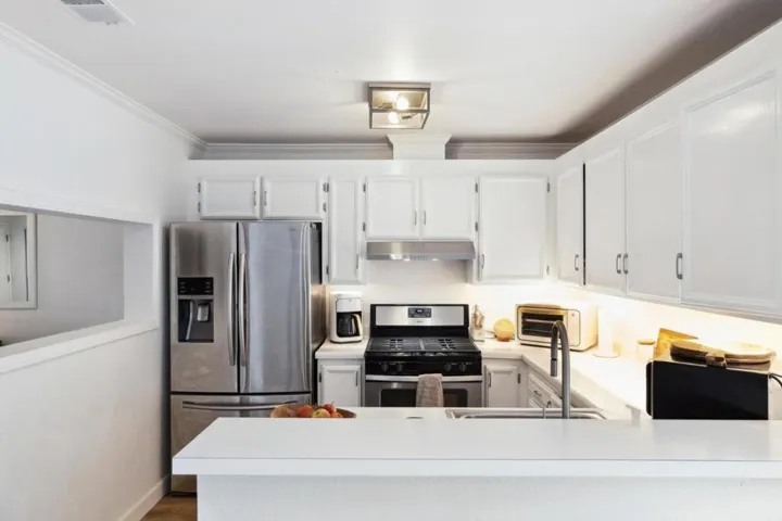 1380 Rosita Road, Pacifica, California 94044
