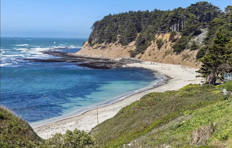 1380 Rosita Road, Pacifica, California 94044