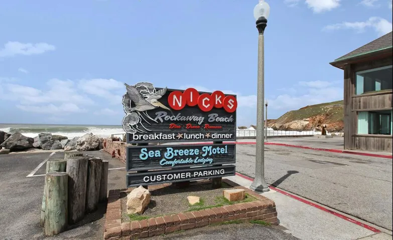 1380 Rosita Road, Pacifica, California 94044
