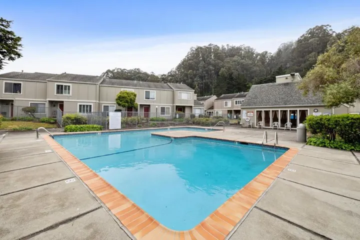 1380 Rosita Road, Pacifica, California 94044