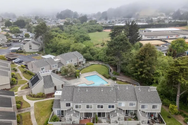 1380 Rosita Road, Pacifica, California 94044