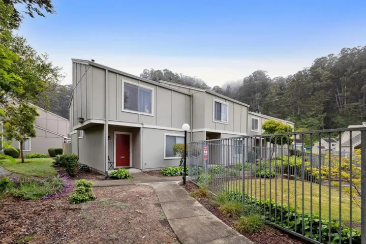 1380 Rosita Road, Pacifica, California 94044