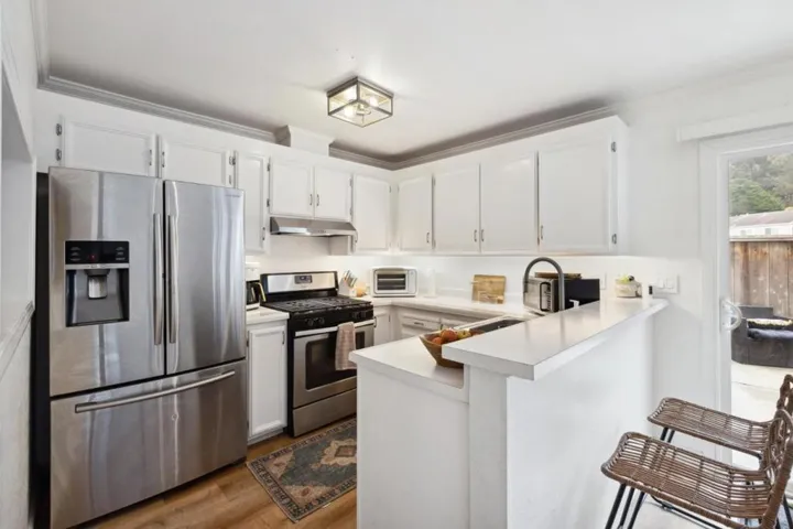1380 Rosita Road, Pacifica, California 94044