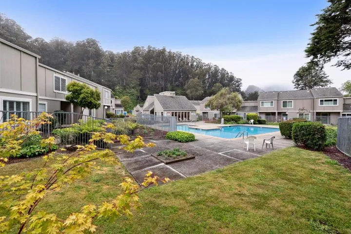 1380 Rosita Road, Pacifica, California 94044
