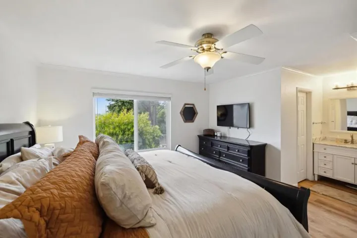 1380 Rosita Road, Pacifica, California 94044