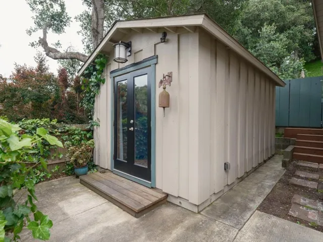 25160 Flanders Drive, Carmel, California 93923