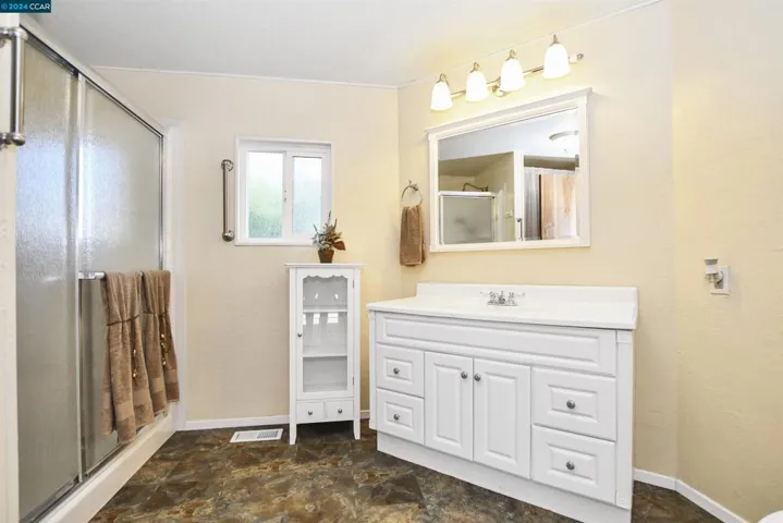 1812 Paris Lane 68, Antioch, California 94509
