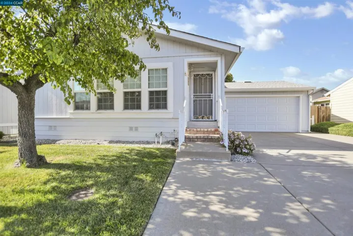 1812 Paris Lane 68, Antioch, California 94509