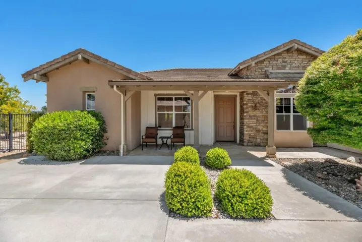 27107 Silver Berry Way, Valley Center, California 92082