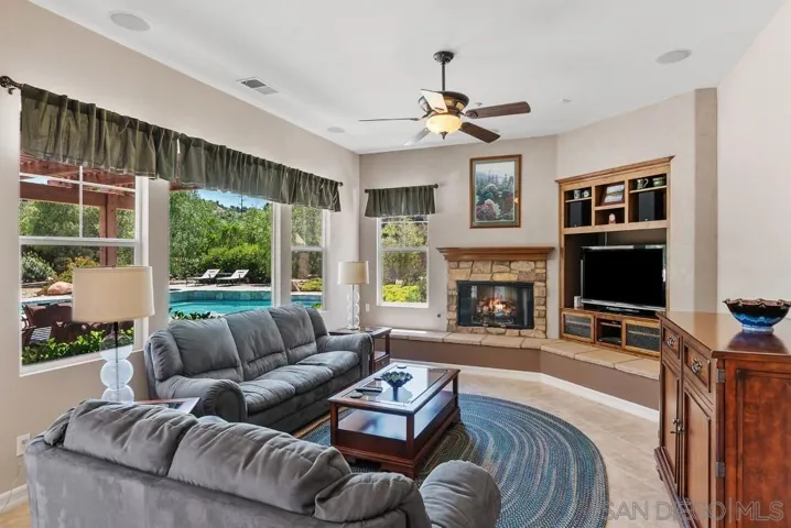27107 Silver Berry Way, Valley Center, California 92082