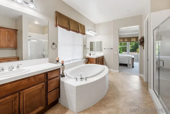27107 Silver Berry Way, Valley Center, California 92082