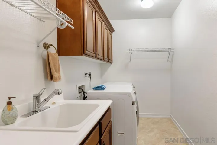 27107 Silver Berry Way, Valley Center, California 92082