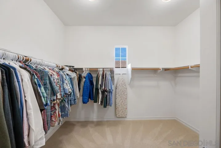 27107 Silver Berry Way, Valley Center, California 92082