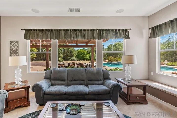 27107 Silver Berry Way, Valley Center, California 92082