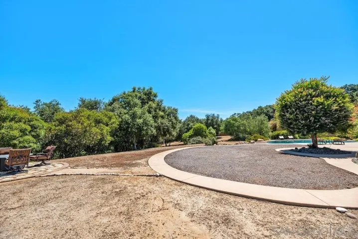 27107 Silver Berry Way, Valley Center, California 92082