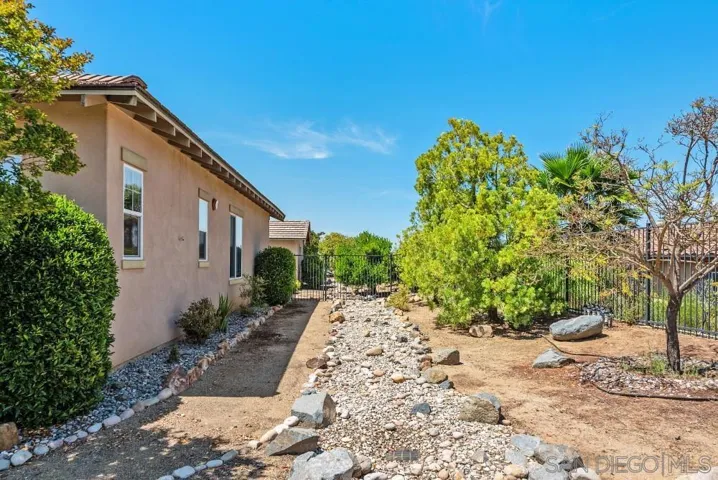 27107 Silver Berry Way, Valley Center, California 92082
