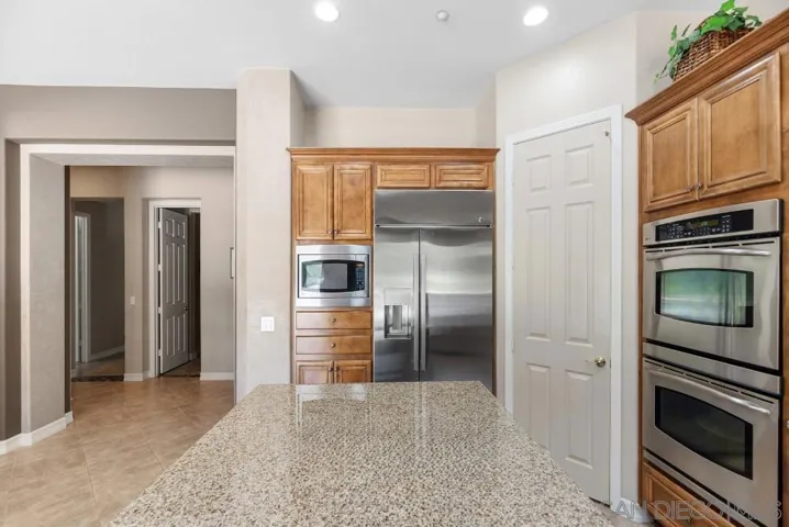 27107 Silver Berry Way, Valley Center, California 92082