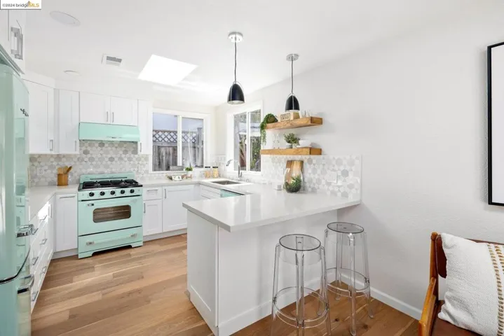 1115 Key Route Blvd, Albany, California 94706