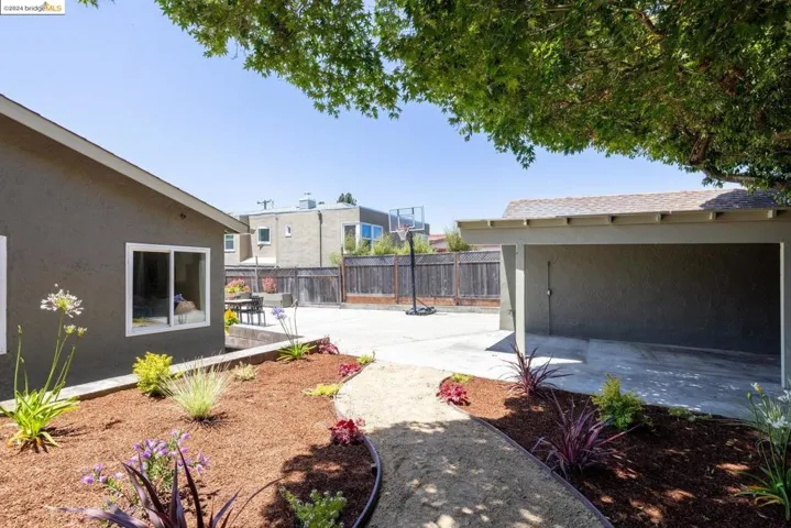 1115 Key Route Blvd, Albany, California 94706