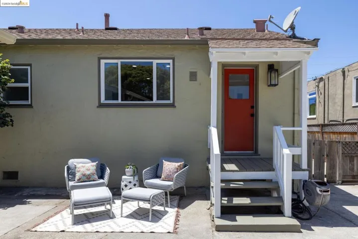 1115 Key Route Blvd, Albany, California 94706
