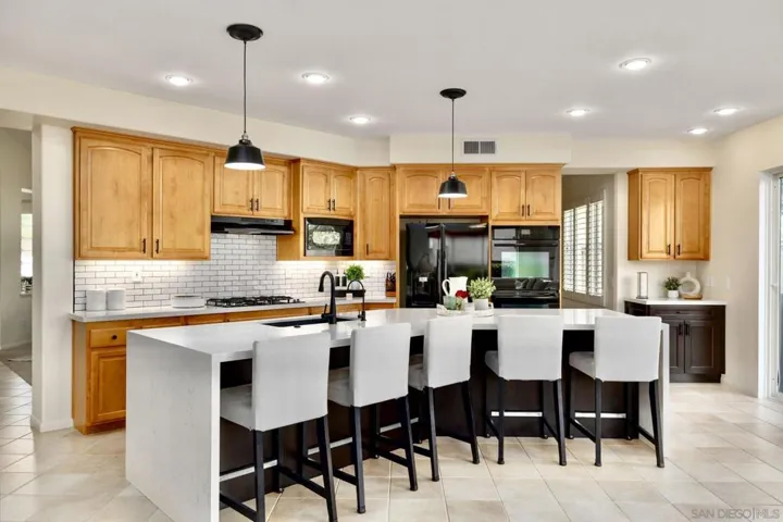 3606 Contour Pl, Carlsbad, California 92010