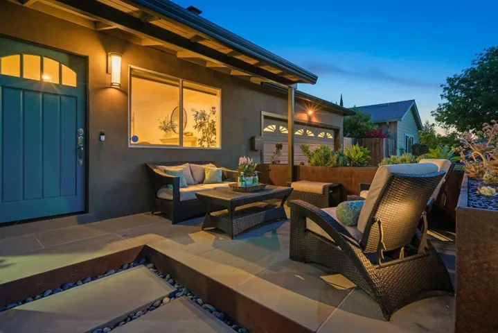 330 Fairbanks Avenue, Campbell, California 95008