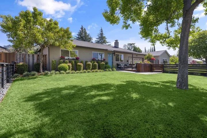 330 Fairbanks Avenue, Campbell, California 95008