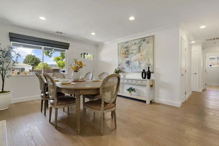 330 Fairbanks Avenue, Campbell, California 95008