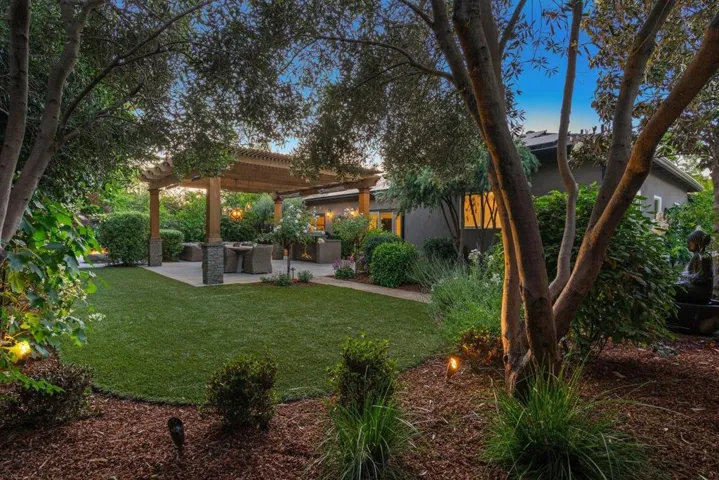 330 Fairbanks Avenue, Campbell, California 95008