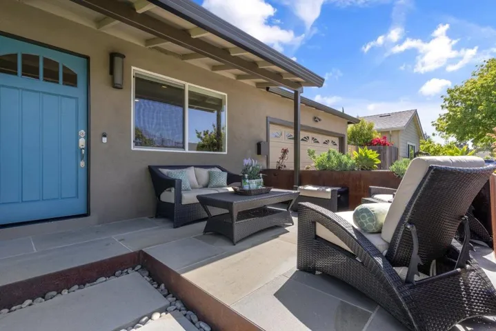 330 Fairbanks Avenue, Campbell, California 95008
