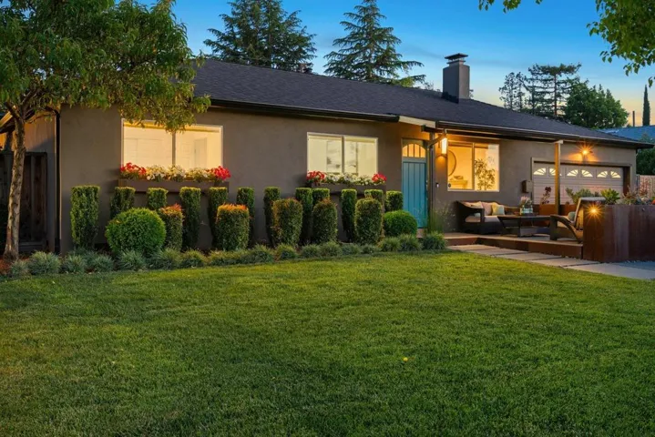 330 Fairbanks Avenue, Campbell, California 95008