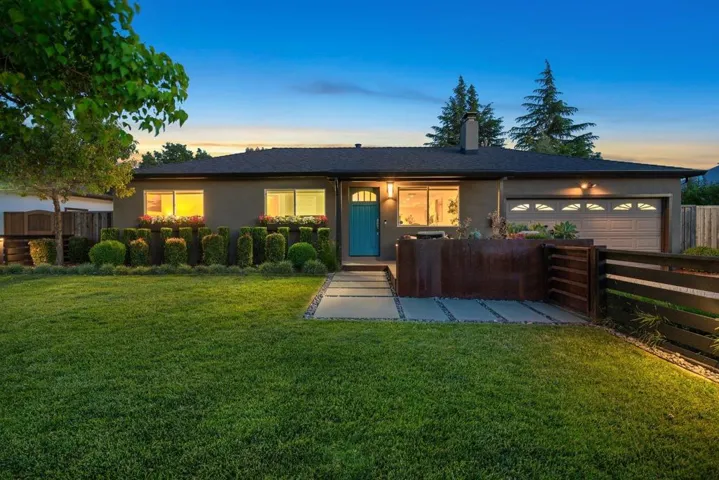 330 Fairbanks Avenue, Campbell, California 95008