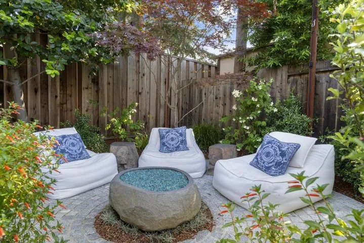 330 Fairbanks Avenue, Campbell, California 95008