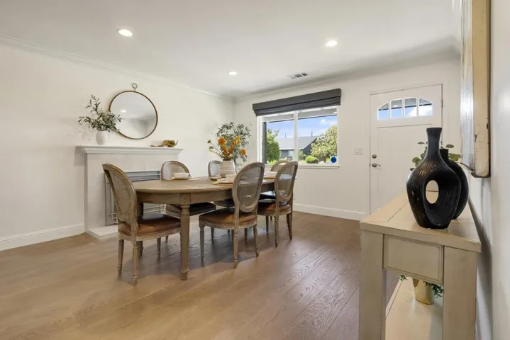 330 Fairbanks Avenue, Campbell, California 95008