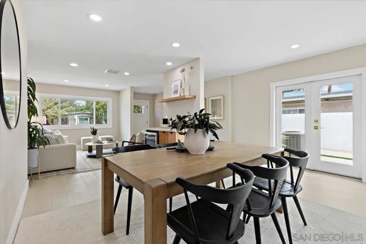 3663 Oleander Dr, San Diego, California 92106