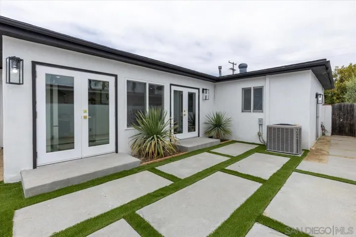 3663 Oleander Dr, San Diego, California 92106