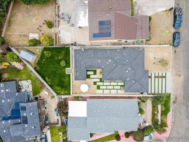 3663 Oleander Dr, San Diego, California 92106