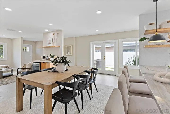 3663 Oleander Dr, San Diego, California 92106