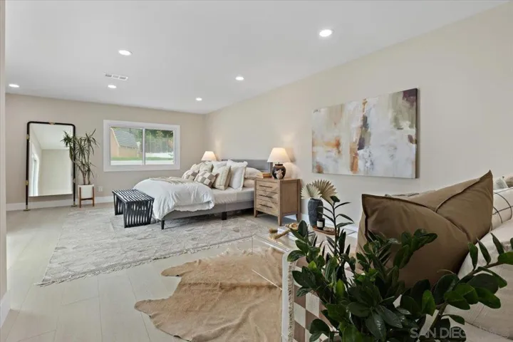 3663 Oleander Dr, San Diego, California 92106