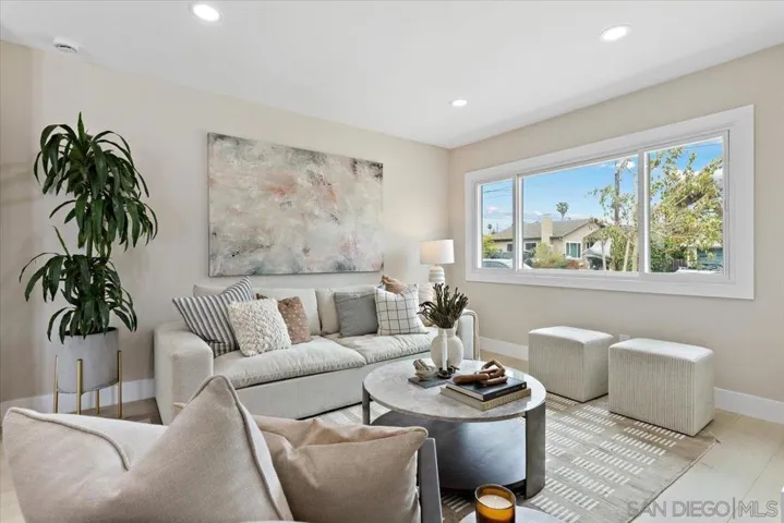 3663 Oleander Dr, San Diego, California 92106