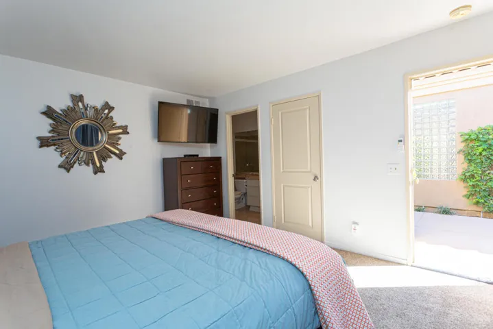55051Riviera_MLS-38