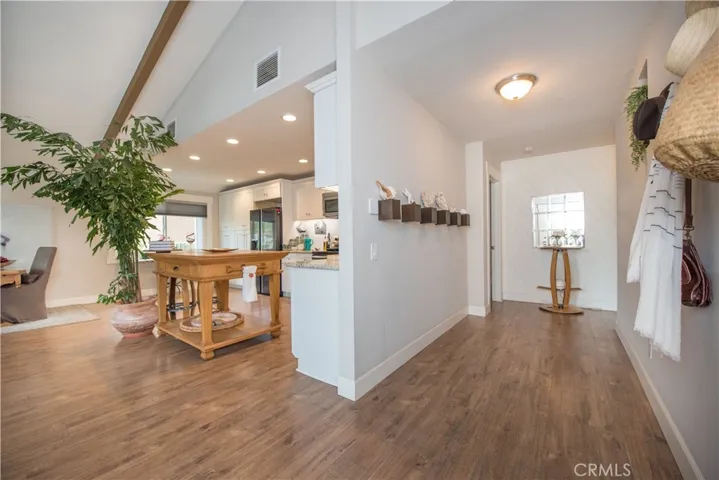 30393 Early Round Drive, Canyon Lake, California 92587