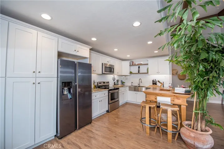 30393 Early Round Drive, Canyon Lake, California 92587