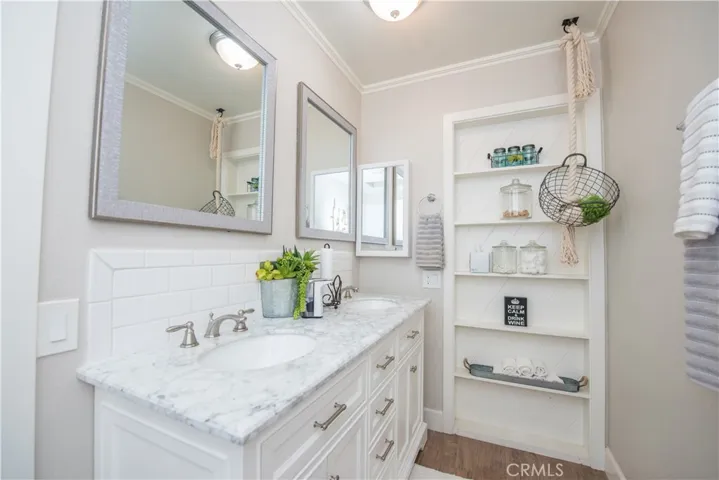 30393 Early Round Drive, Canyon Lake, California 92587