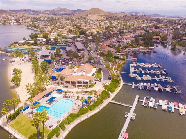 30393 Early Round Drive, Canyon Lake, California 92587